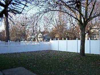 4th image of 429 Sackett Ave