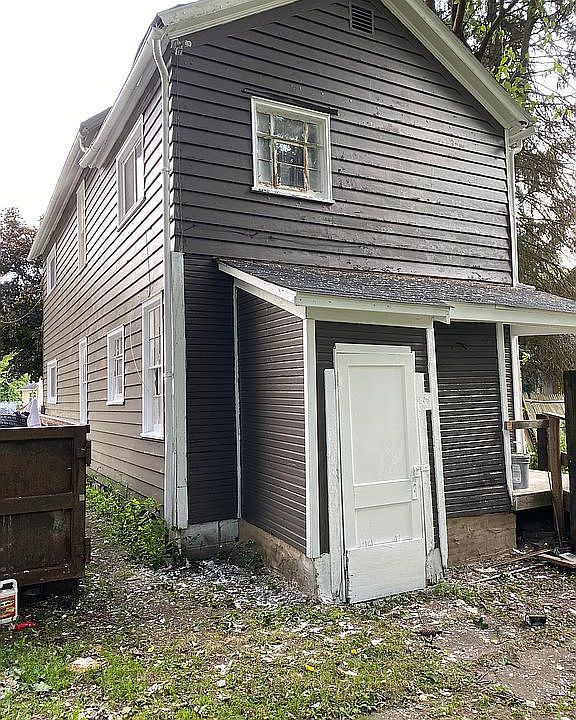 1st image of 156 Westwood Ave