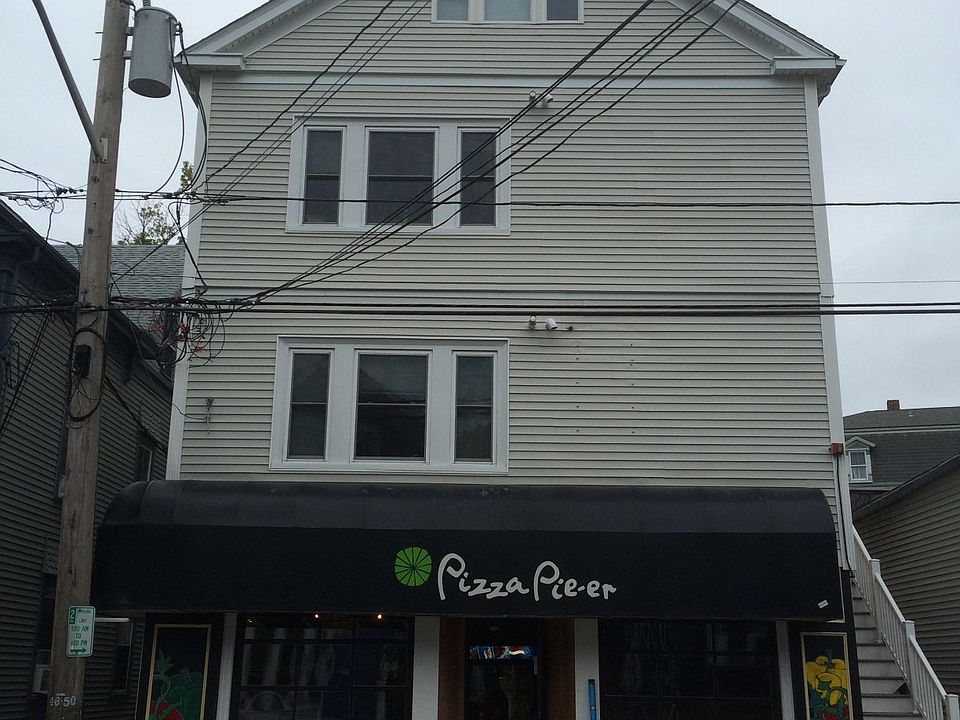 2nd image of 374-376 Wickenden St #2