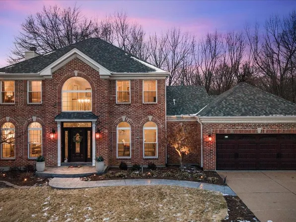 7641 River Walk Ct, Saint Louis, MO 63129