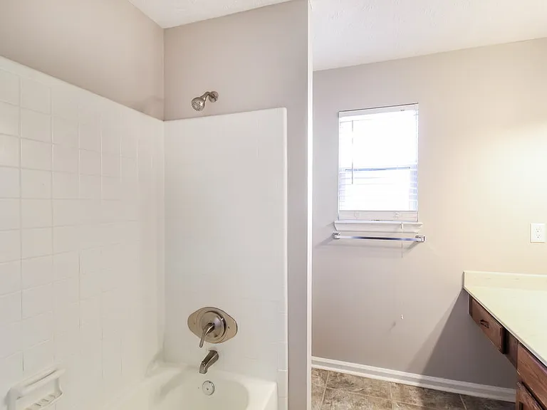 5649 La Fleur Trl — Photo 12