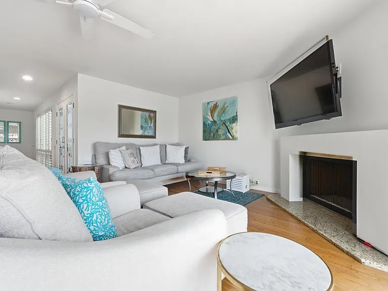 48 Antigua Ct — Photo 8