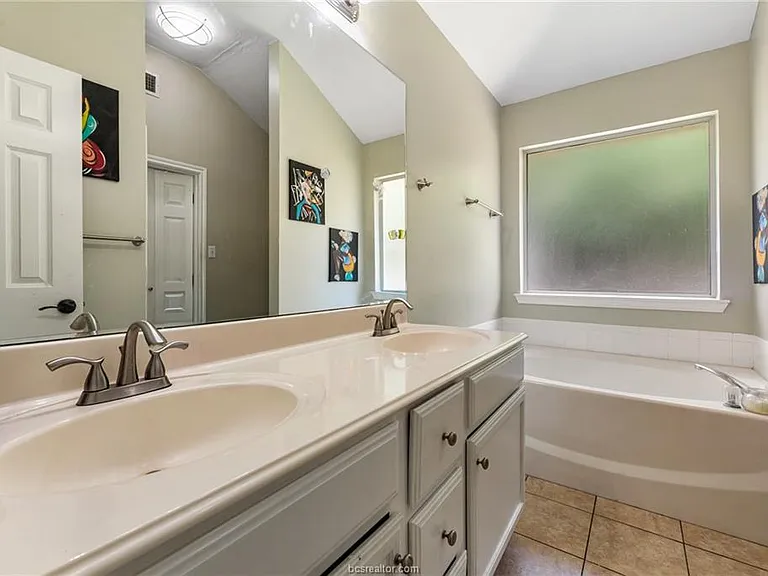 1711 Beaver Pond Ct — Photo 19