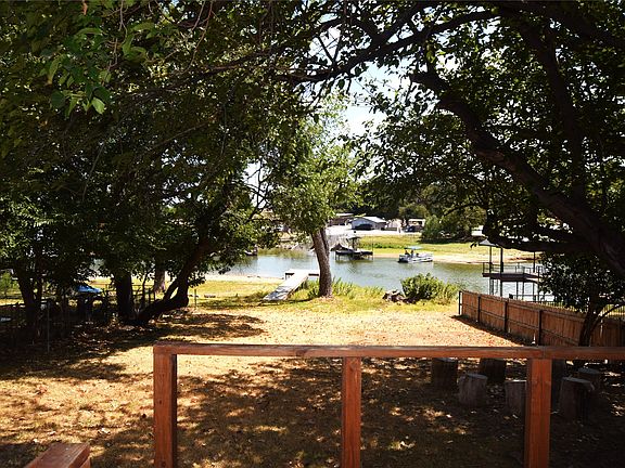3rd image of 120 Marina View Ct