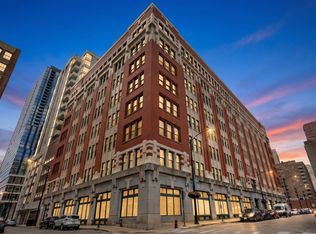732 S Financial Pl APT 810, Chicago, IL 60605
