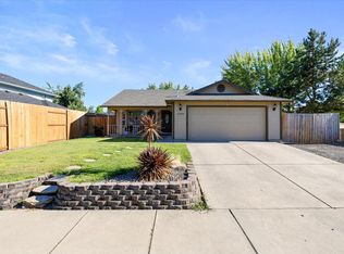 1089 Aspen St, Medford, OR 97501