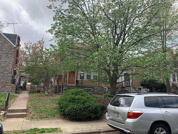 3rd image of 1112 Kenwyn St