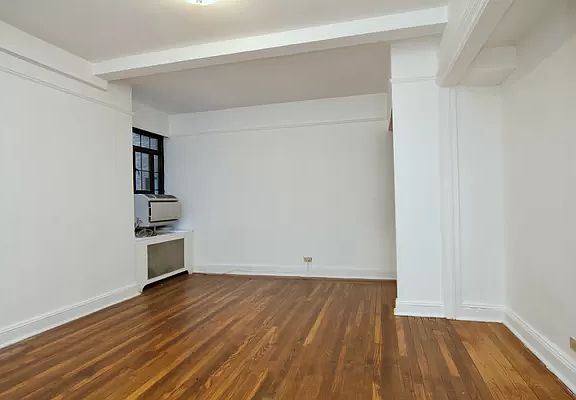 2nd image of 5 Tudor City Pl APT 309