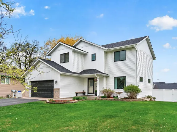 8406 Bear Ave, Monticello, MN 55362