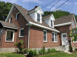 24 Young St FLOOR 2, Lebanon, NH 03766