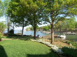 19629 Schooner Dr, Cornelius, NC 28031