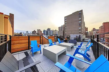 Rented by R New York