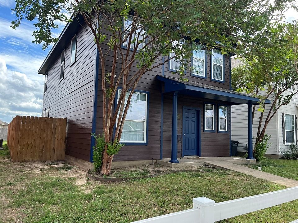1st image of 902 Eagle Ave