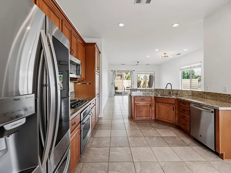81916 Avenida Del Toro — Photo 25