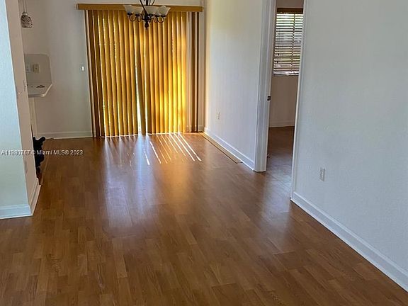 3rd image of 2650 NE 3rd Dr Unit 101