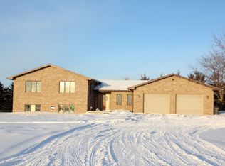 30963 434th Ave, Yankton, SD 57078
