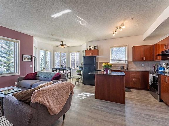 3rd image of 8 N Prestwick Pond Ter SE #227