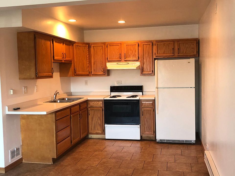 1st image of 1638 Bainbridge St APT 13
