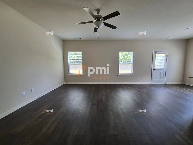 115 Foley Dr — Photo 5