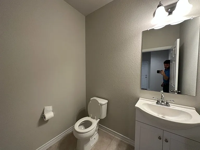 10901 Mickelson Dr — Photo 21
