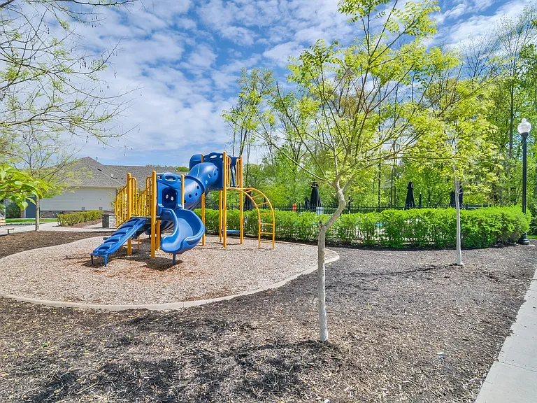 2102 Freeman Way #2102 — Photo 24