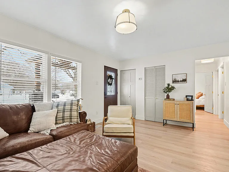 52410 Filbert Rd — Photo 11