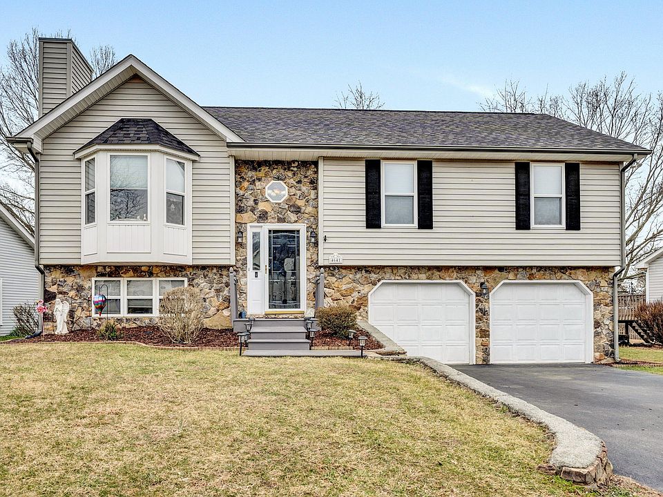 1st image of 4641 Trevino Dr NE