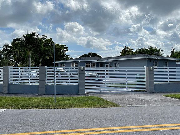 2nd image of 9440 Toni Dr