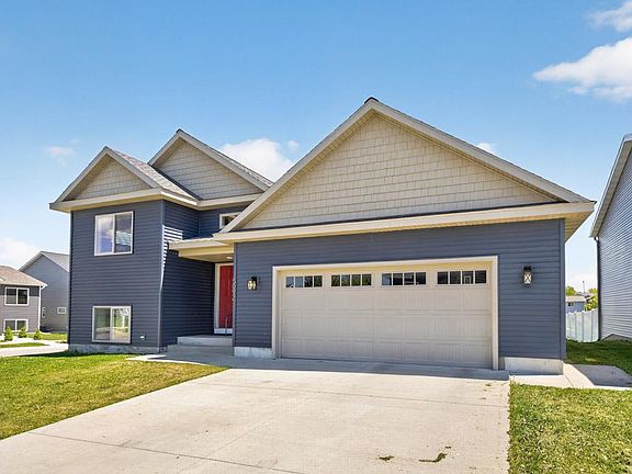 3rd image of 5092 Talus Ave NW