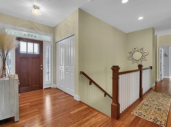 4th image of 6993 Augusta Dr