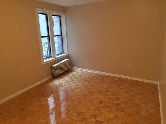 Sold by MVM Realty Services LLC | media 11