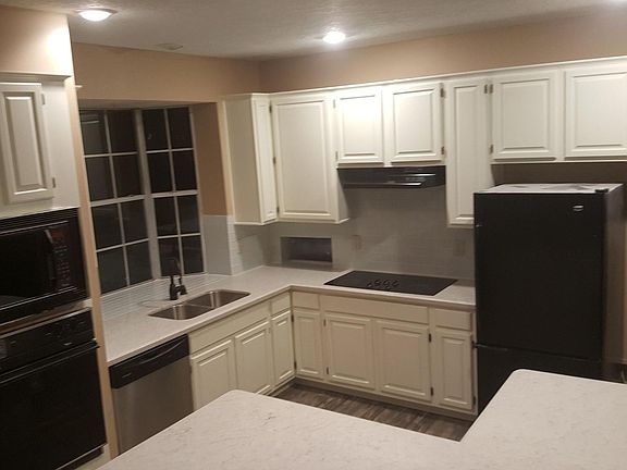 3rd image of 4907 Greenriver Valley Dr #2