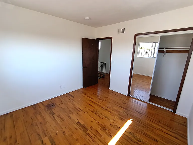 5314 W 138th St — Photo 30