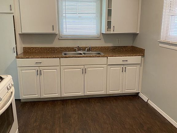 3rd image of 317 W Princeton Ave