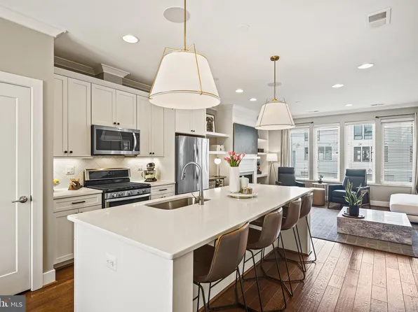 1241 Towson St, Baltimore, MD 21230