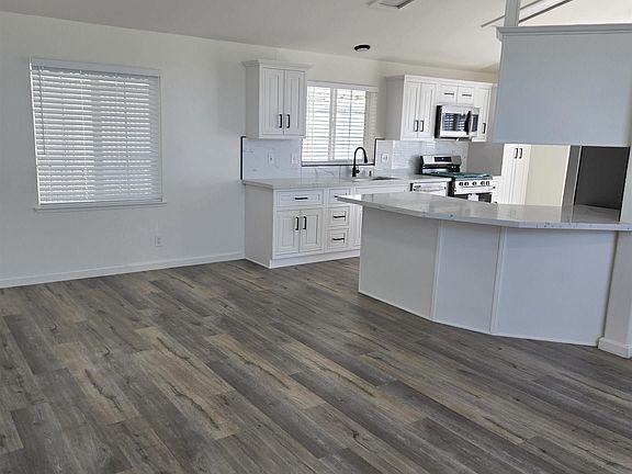 5th image of 183 Neptune Ave Unit 8