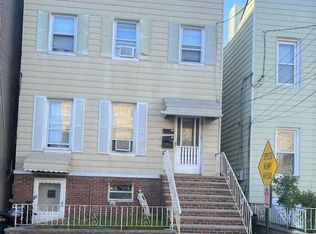 273 Nagle St, Cliffside Park, NJ 07010