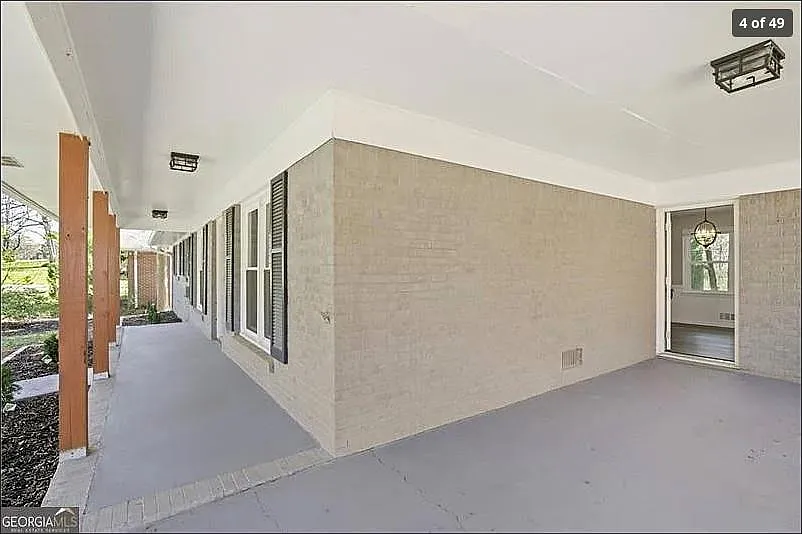4 bed, 2.0 bath, 2012 sqft, $3,000 — Photo 4