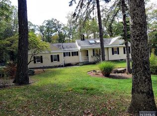 20 Orchard Rd, Kinnelon, NJ 07405