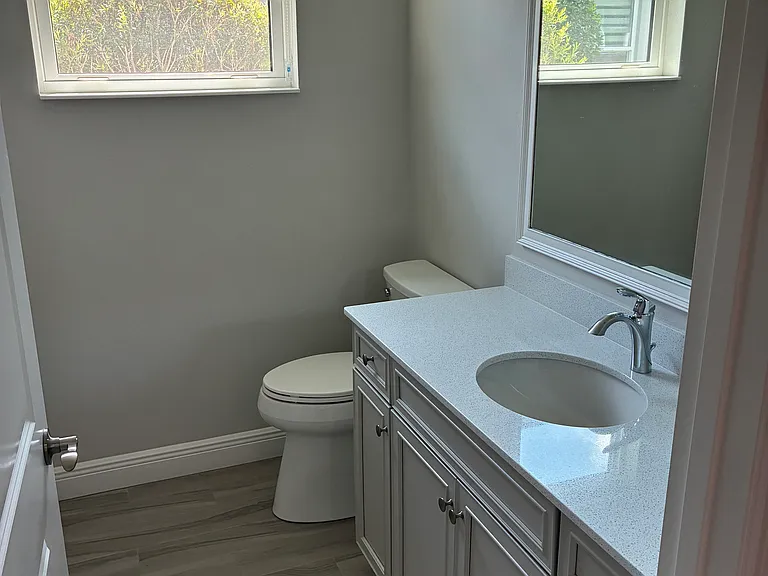8000 Sandstar Way — Photo 14