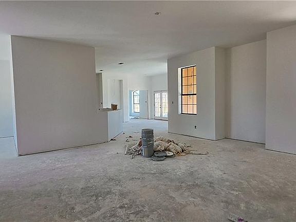 4th image of 611 Buck Fawn Dr