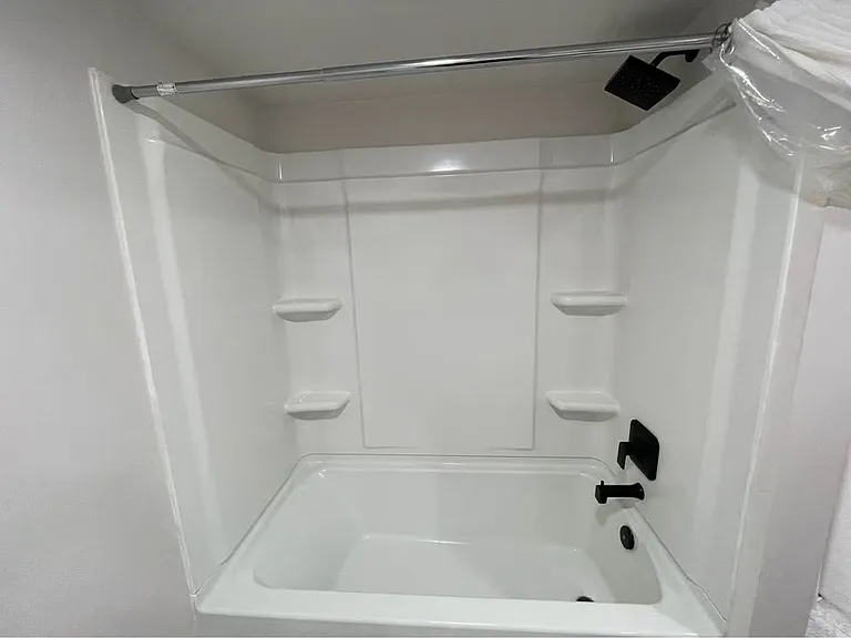 N 70 W — Photo 16