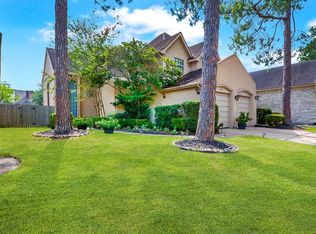 1208 Harbortown Dr, Sugar Land, TX 77498