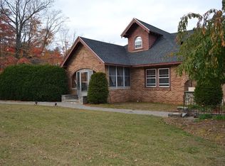 71 Temple St, West Boylston, MA 01583