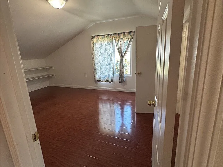 758 W Longden Ave — Photo 23