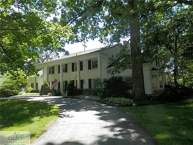 1st image of 830 Walbridge Dr