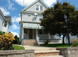 505 E Warren St, Dunmore, PA 18512