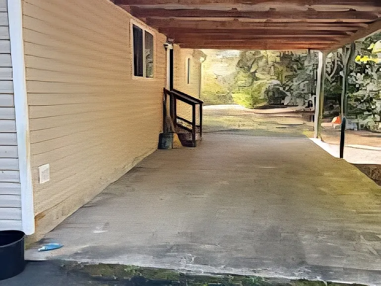 10027 Yaquina Bay Rd — Photo 2
