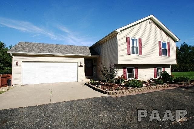 1st image of 214 Brandy Dr
