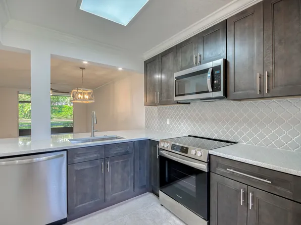 6865 Huntington Lane #105, Delray Beach, FL 33446